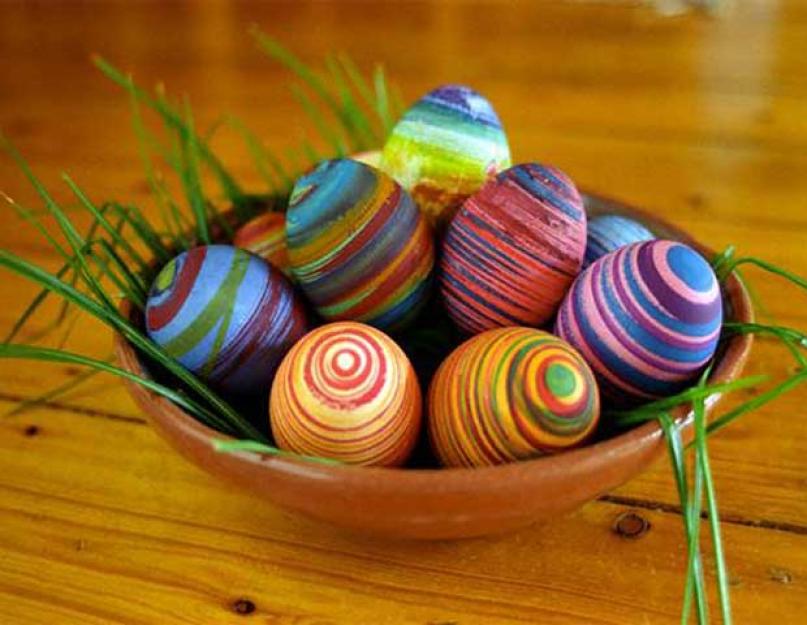 Окраска пасхальных яиц лоскутами ткани. Натуральные красители: как сделать их ярче. Пасхальные яйца в горошек