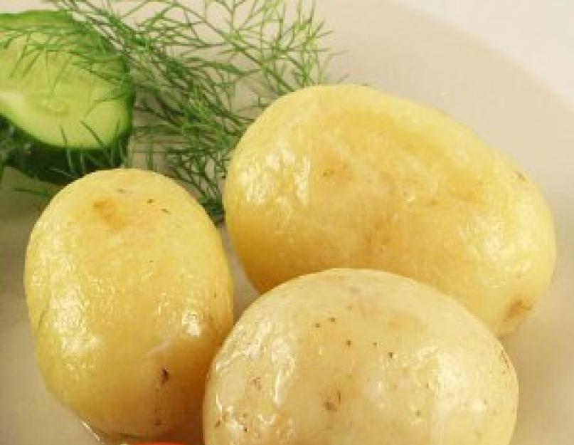 Картофель вареный калории на 100 грамм. Сколько в картошке калорий? Как низкая калорийность вареного картофеля поможет похудеть