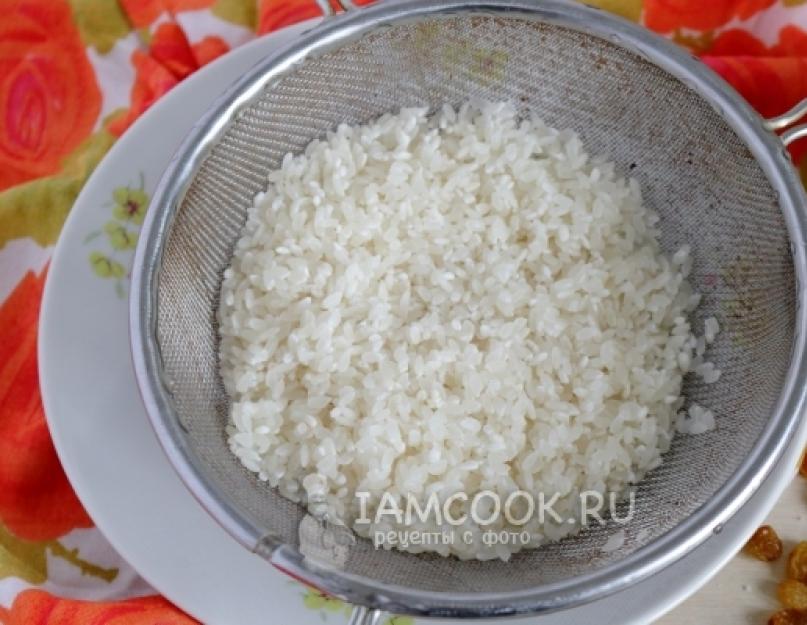 Рисовая каша с изюмом. Как сварить сладкую рисовую кашу с изюмом Рис с изюмом название блюда