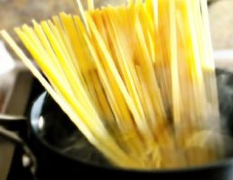 Как правильно варить макароны: советы итальянцев, чтобы раскрыть истинный вкус блюда. Как варить макароны в кастрюле: основные правила и способы