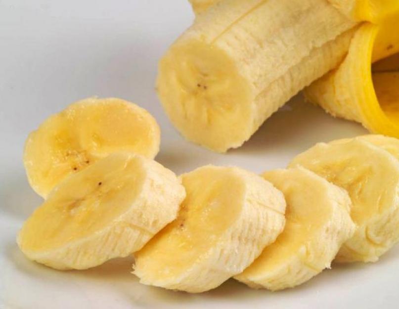 Чем полезны бананы при употреблении каждый день. Заболевания
 желудочно-кишечного тракта. Овсяная каша с бананом
