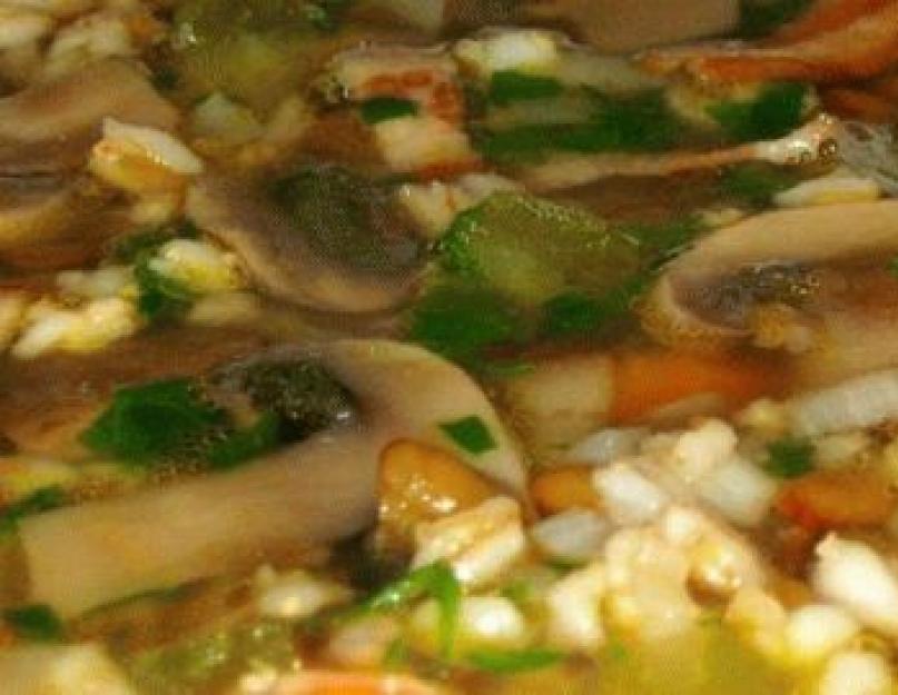 Перловый суп с грибами рецепт. Суп с перловкой и грибами. Рецепт из замороженных грибов