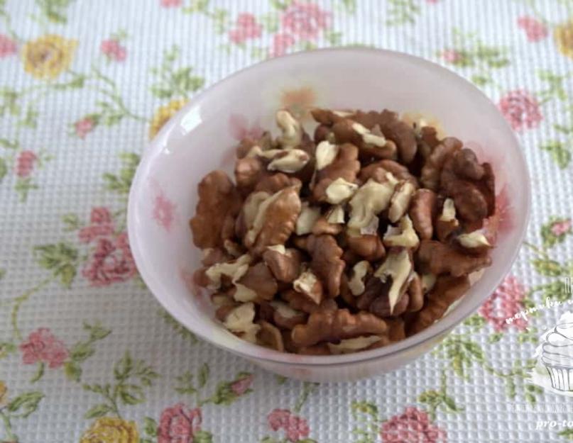 Как пожарить грецкие орехи на сковороде. Рецепты жарки орехов разных сортов