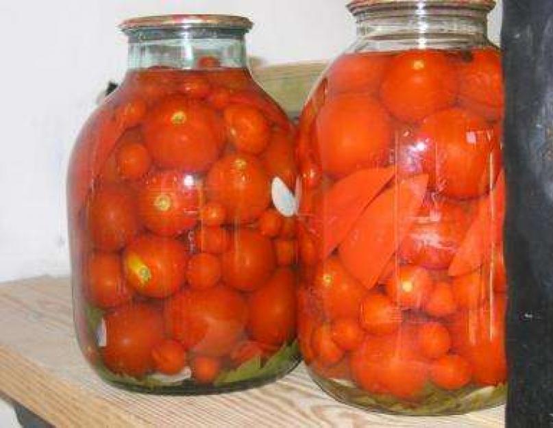Консервированные красные помидоры на зиму. Сладкие помидоры со вкусом мускатного винограда. Помидоры в банках на зиму с чесноком