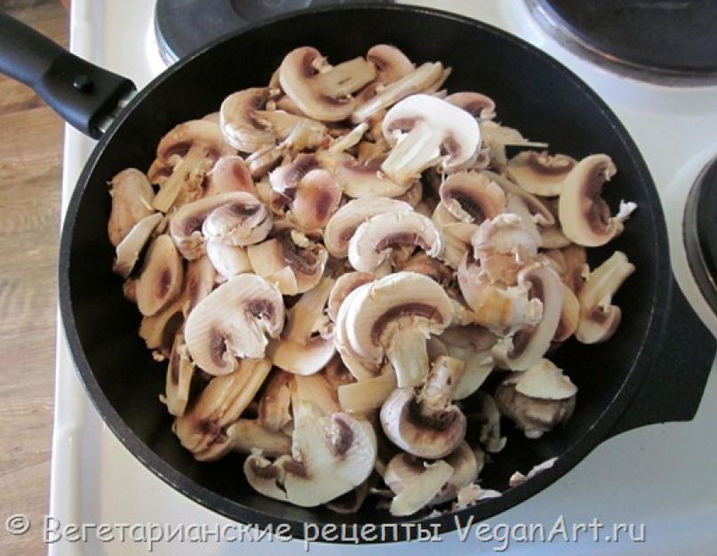 Жюльен с грибами в духовке. Приготовление грибного жульена