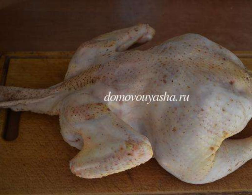 Как приготовить домашнюю курицу в духовке. Вкусная домашняя курица, запеченная в духовке - рецепт приготовления с фото. Блюда из домашней птицы