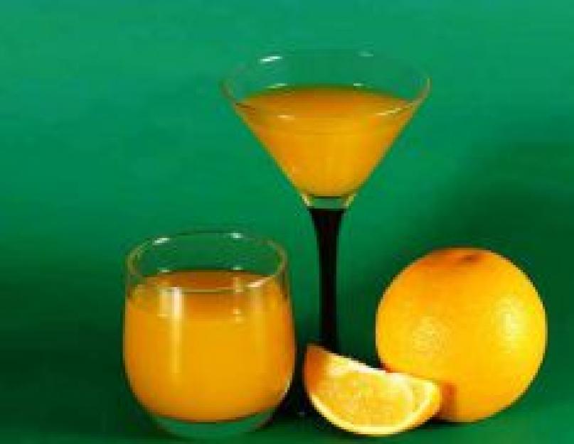 Limonade à l'orange faite maison.  Boisson à l'orange glacée.  Comment faire de la limonade à partir d'oranges surgelées