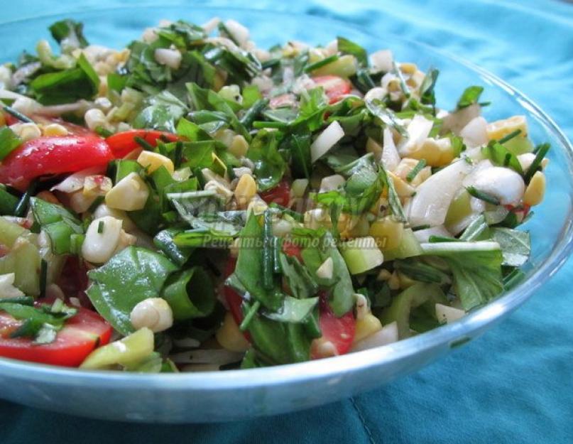 Рецепты салатов из морской капусты. Борщ мясной зеленый с морской капустой. Полуфабрикат из сушеной морской капусты