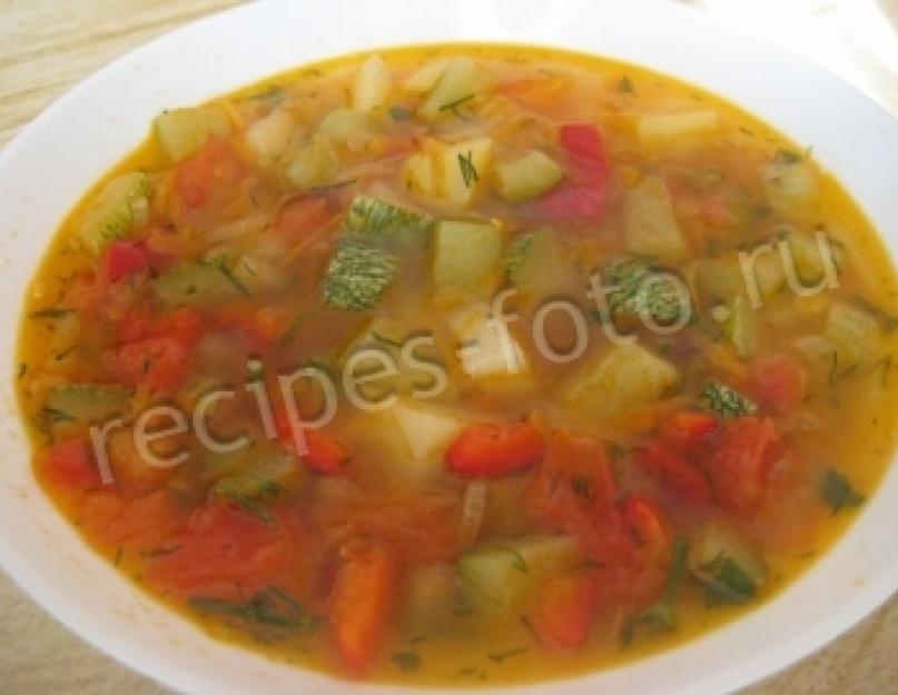 Необычные рецепты супа из кабачков. Вкусный суп из кабачков (рецепт)