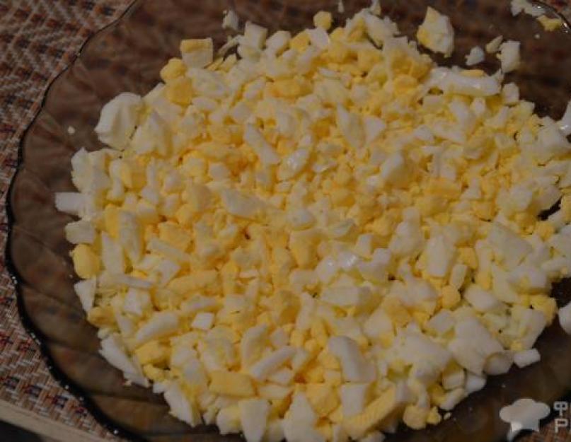 Рецепт: Слойки с рисом и яйцом - Для ленивых. Пирог из слоёного теста с рисом и яйцом. Рецепт с пошаговыми фото