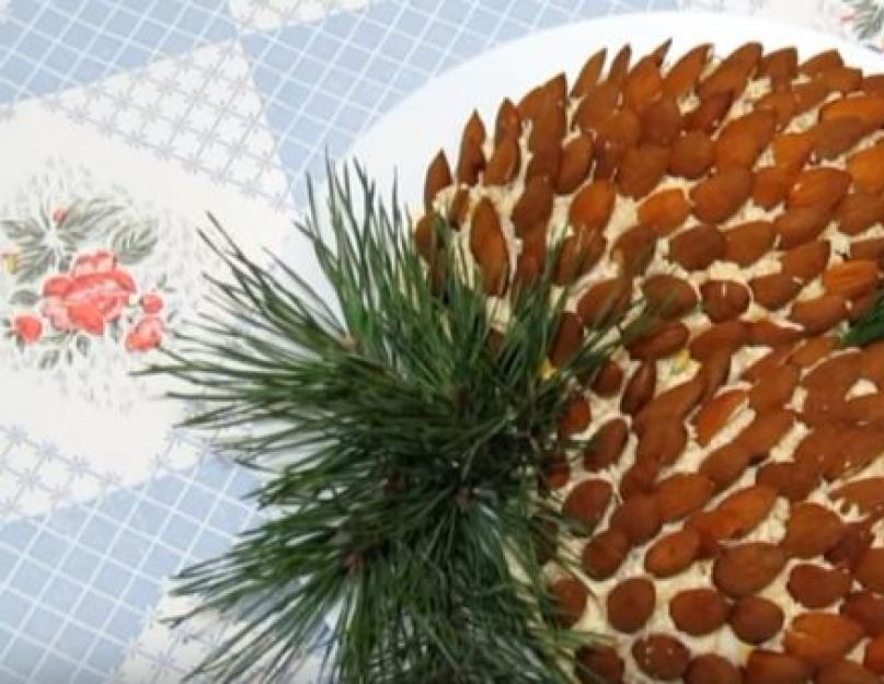 Салат «Новинка» с маринованным имбирем — видео рецепт. Красивый салат «Новогодний» с селедкой и рисом