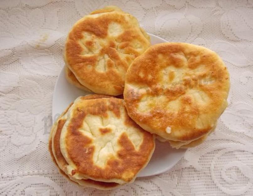Лепешка с картошкой и сыром армянская. Лепешки на кефире с картошкой — на сковороде