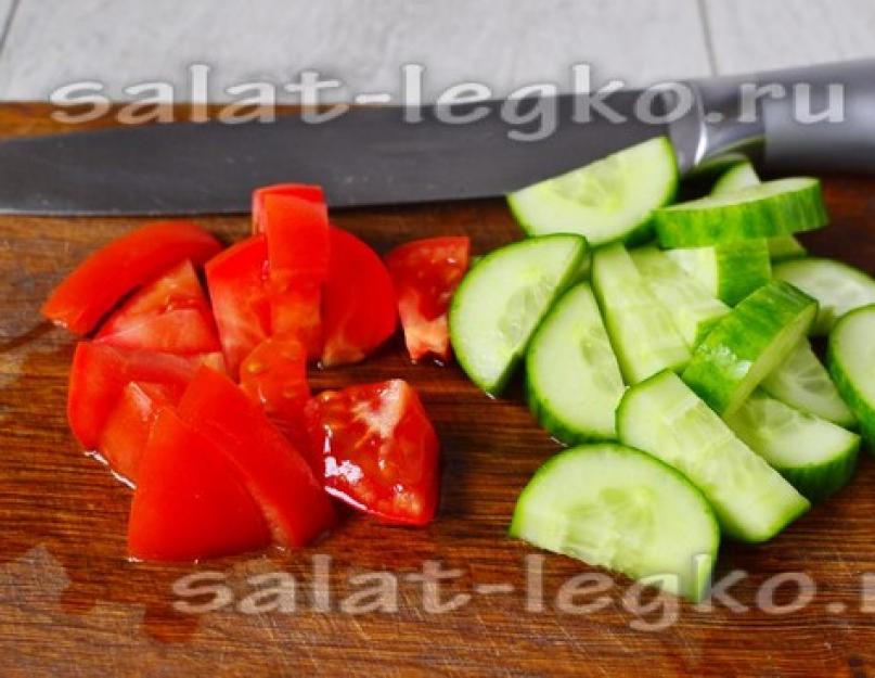  Овощной салат с тунцом
