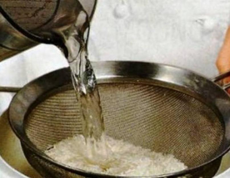 Калорийность рисовой каши на воде без масла. Рисовая каша на воде. Молочные каши в рационе тех, кто следит за фигурой