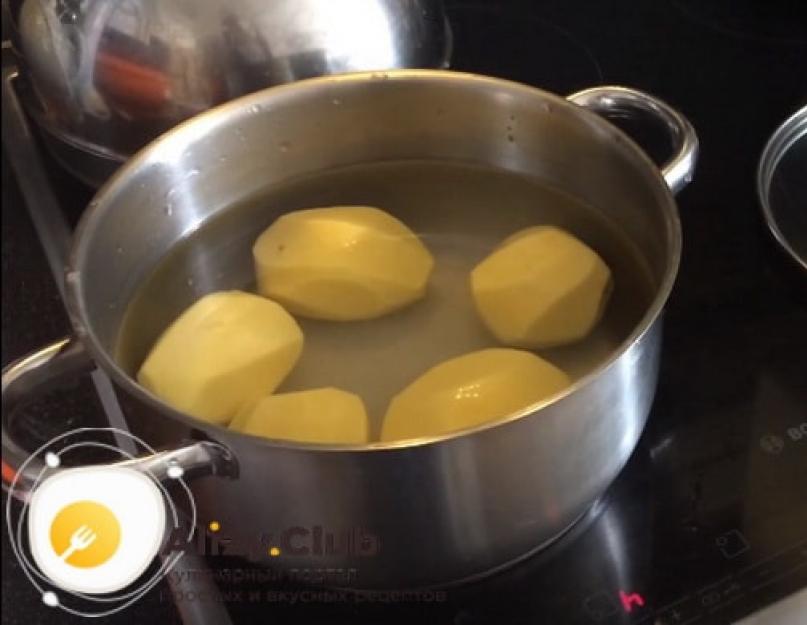 Как приготовить ватрушки с картофелем в духовке. Ватрушки с картошкой
