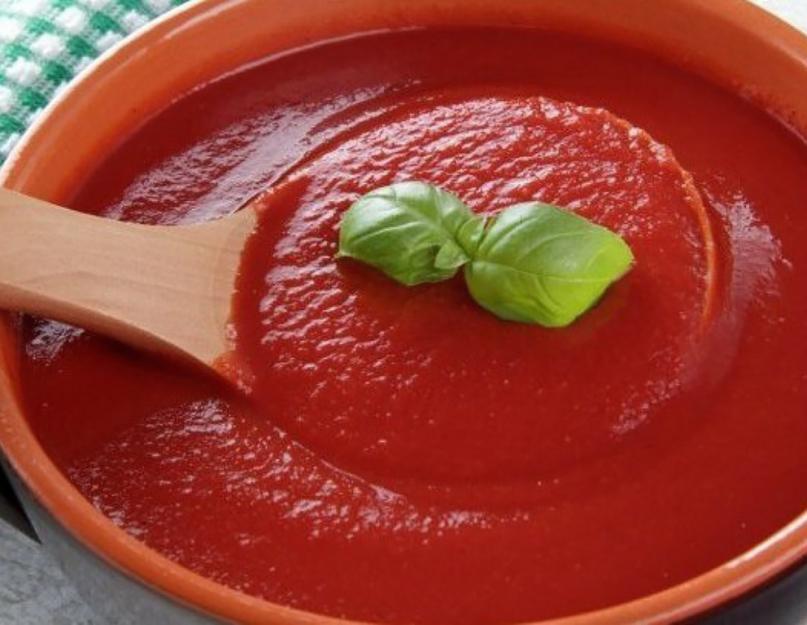 Соус томатный с чесноком и кинзой. Соус с кинзой и томатной пастой. Соус к шашлыку из томатной пасты: рецепт приготовления