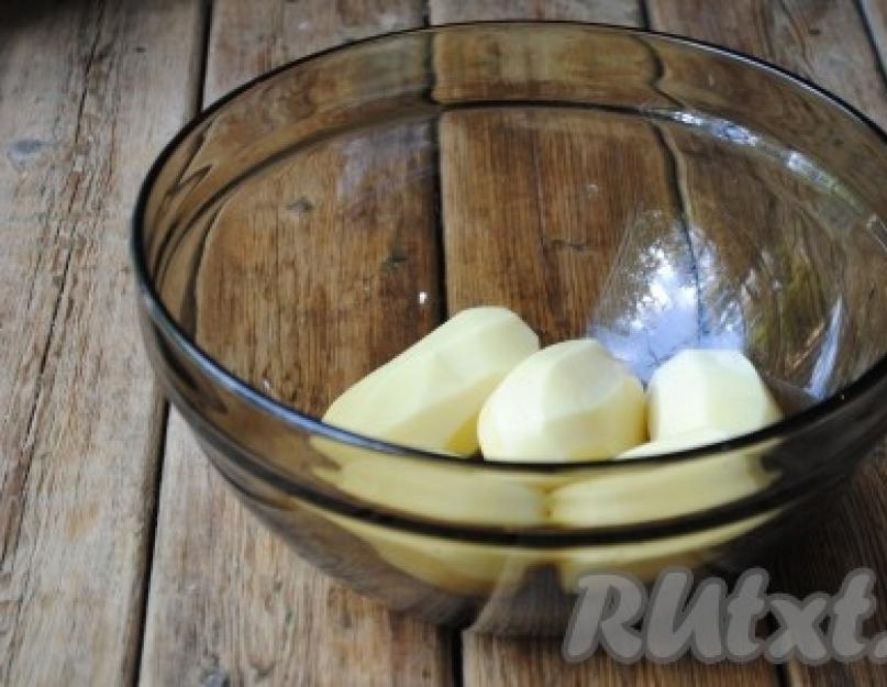 Как запекать картошку в микроволновке целиком и в нарезанном виде? Картошка с сыром в микроволновке