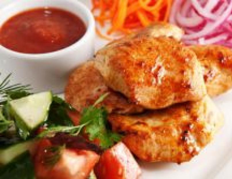 Шашлык из куриной грудки - легкий обед, приготовленный на углях. Шашлык из курицы — самые вкусные маринады, чтобы мясо получилось мягким и сочным