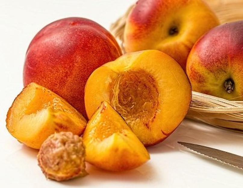 Как приготовить компот из абрикосов персиков. Компот из персиков на зиму - самые лучшие рецепты вкусной консервации. Для приготовления Вам понадобятся