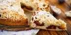 Sandkage-tærte med blommer - en lækker forkælelse til et hjemmelavet teselskab