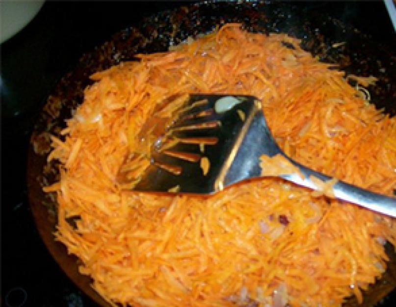 Морковный пирог быстро и легко. Ингредиенты для крема на сливочном сыре. Морковный пирог классический