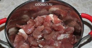 בשר ותפוחי אדמה בתנור: המתכונים וסודות הבישול הטובים ביותר