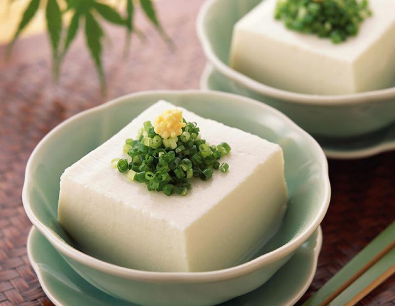 Tofu - préjudice et bénéfice.  Fromage tofu soja : composition.  Fromage de tofu - qu'est-ce que c'est, de quoi est-il fait et comment est-il consommé ?  De quoi est fait le tofu ?
