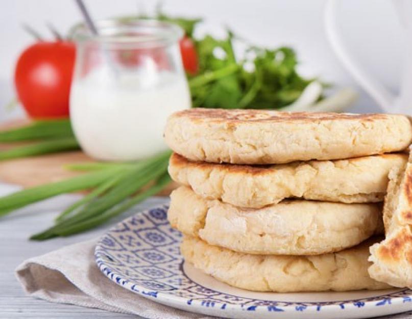 Comment faire des gâteaux au fromage avec du kéfir.  Scones au fromage : variantes possibles.  Avec pommes de terre et fromage