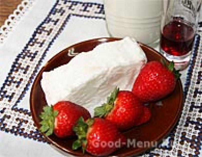 Recette de cocktail aux fraises.  Milk-shake aux fraises et à la glace