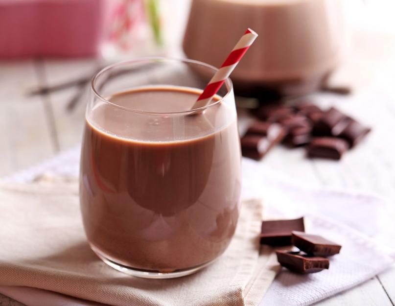Готовим шоколадный коктейль в домашних условиях: рецепты и советы. Шоколадный молочный коктейль с мороженым: как приготовить дома