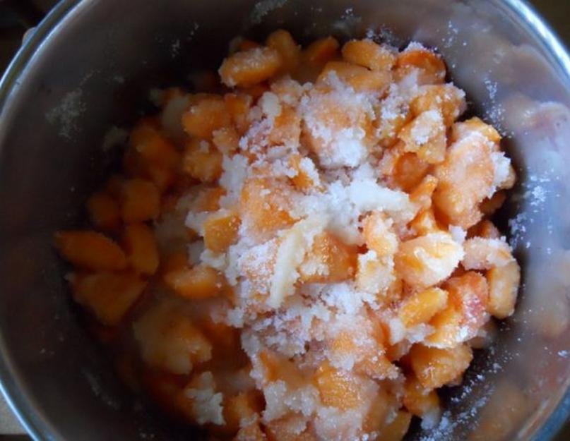 Пятиминутка из абрикосов без косточек. Вкусная пятиминутка из абрикосов: рецепты пошаговые с фото. При закипании образуется пенка. Её мы собираем с поверхности