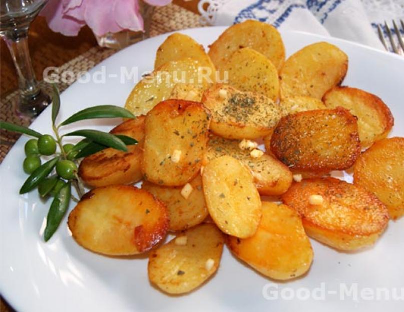 Pommes de terre au four à la croûte dorée - simples, rapides et très savoureuses !  Comment cuire des pommes de terre à la croûte dorée à la poêle, au four et à la friture