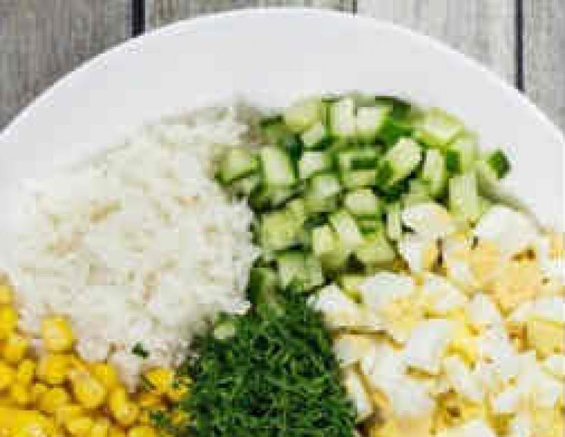Как приготовить кукурузный салат с крабовыми палочками. Салат из крабовых палочек с кукурузой: много вариантов. Крабовый салат рецепт с кукурузой и яйцом