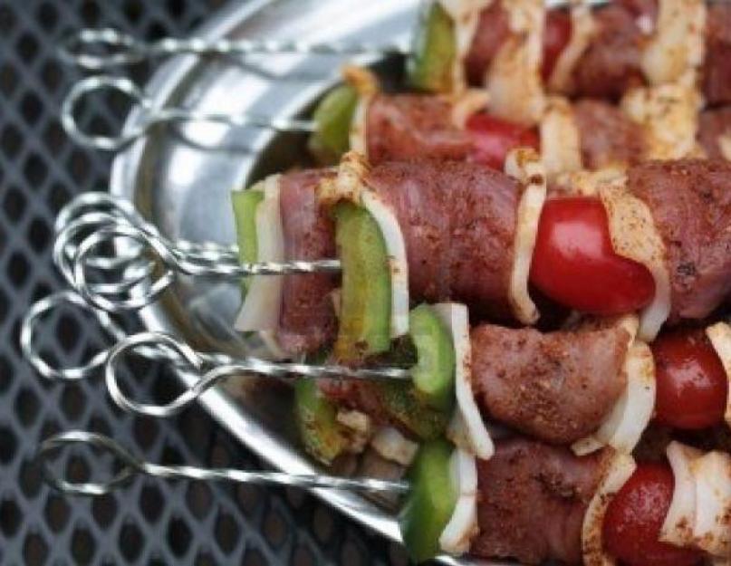 À partir de quelle partie de la carcasse est-il préférable de faire du shish kebab ?  Assurez-vous de sentir la viande : elle doit avoir une odeur agréable.  Quel est le meilleur endroit pour acheter de la bonne viande ?