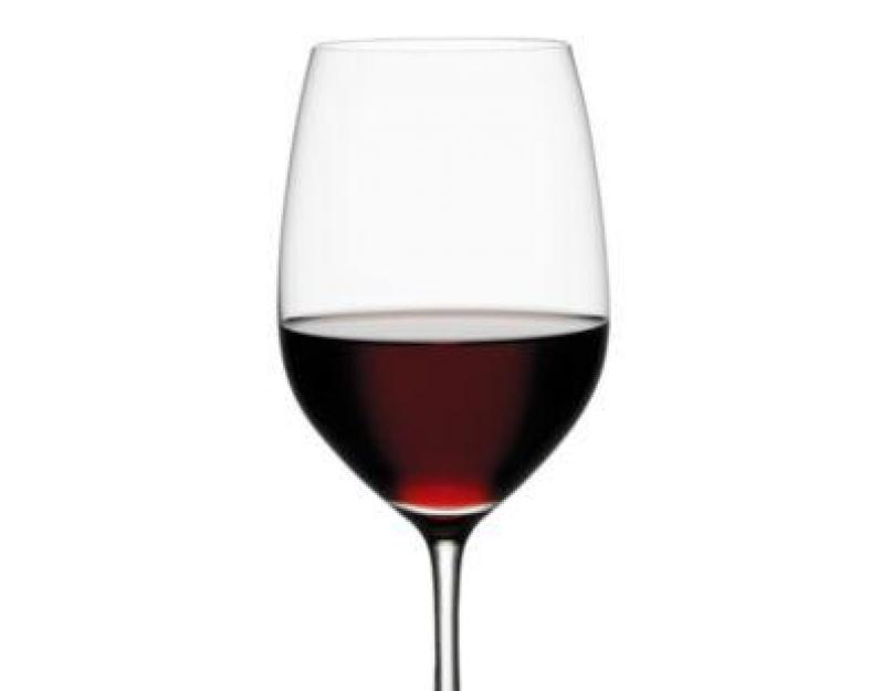 Что лучше красное или белое вино. Какое вино полезнее белое или красное. Примеры возможностей использования вин в лечении патологий