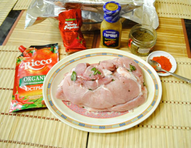 Самая вкусная свинина в духовке. Свинина запеченная в духовке – простые и вкусные рецепты сочного мяса