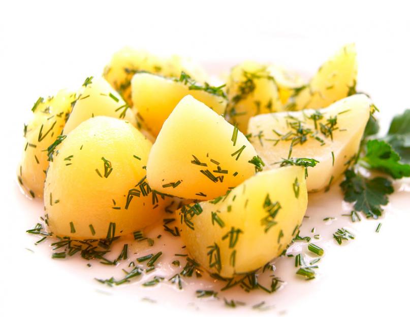 Картофель молодой отварной калорийность на 100 грамм. Сколько в картошке калорий? Сколько калорий в отварной, жареной, запеченной картошке
