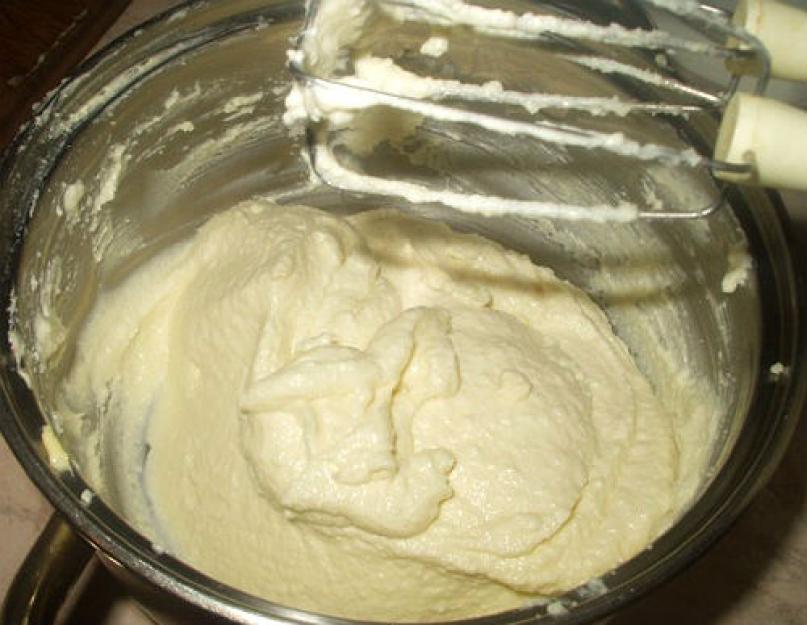 Крем для бисквитного коржа из молока. Нежный бисквит с заварным кремом: пошаговый рецепт