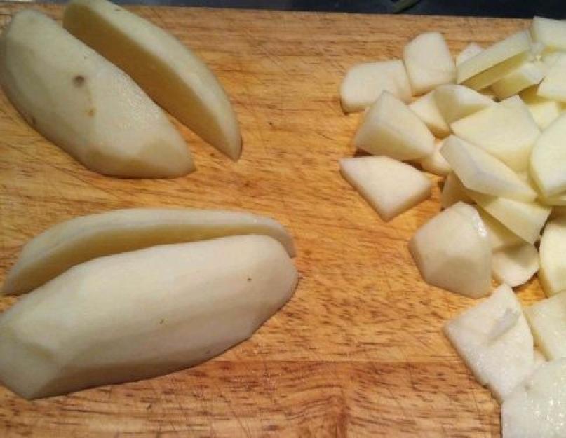 Картошка с куриной грудкой в горшочках. Как приготовить курицу с картошкой в духовке. Запекаем блюдо в духовке