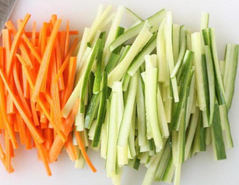 Крабовые палочки курица с корейской морковью. Салат «Крабовые палочки с корейской морковкой»: рецепт простой. Салат с крабовыми палочками и корейской морковью — «Оригинальный»