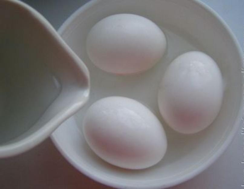 Сколько варить яйца получились всмятку. Как правильно сварить яйца всмятку