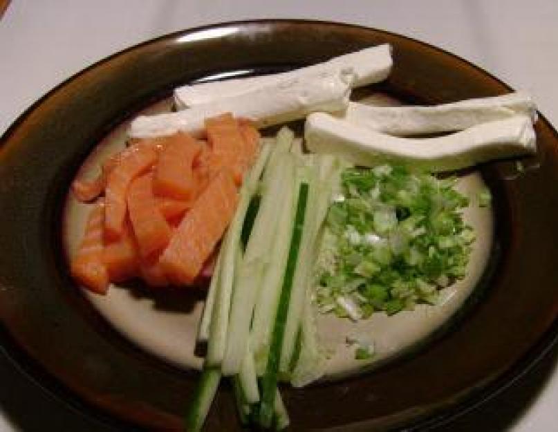 Рецепт суши филадельфия дома. Рецепт суши Филадельфия — подготовка риса и формирование ролов