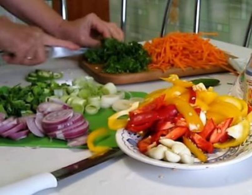 Цветная капуста с кабачками рецепты на зиму. Рецепты цветной капусты в томате на зиму. Рецепт приготовления тушёных кабачков с цветной капустой