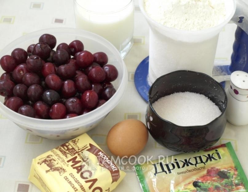 Рецепт приготовления духовых пирожков с вишней. Воздушные пирожки с замороженной вишней