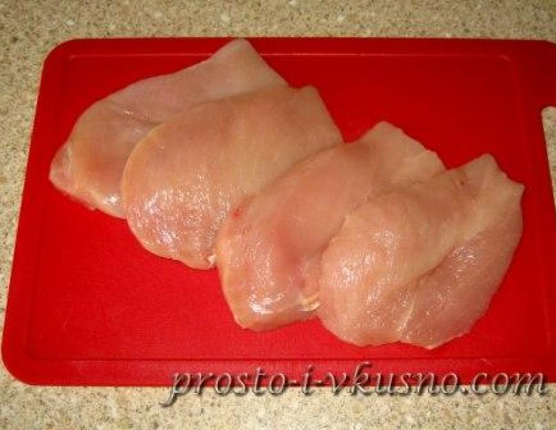 Chuletas de pollo bajo un abrigo de piel paso a paso.  Chuletas de pollo bajo un abrigo de piel.  Cómo cocinar chuletas de pollo con tomate y queso según la receta.