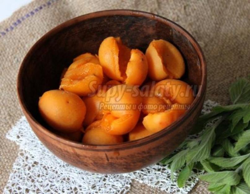 Абрикосовое варенье вкусное, янтарное варенье из абрикос. Особенности приготовления абрикосового варенья. Видео: абрикосовое варенье «пятиминутка»