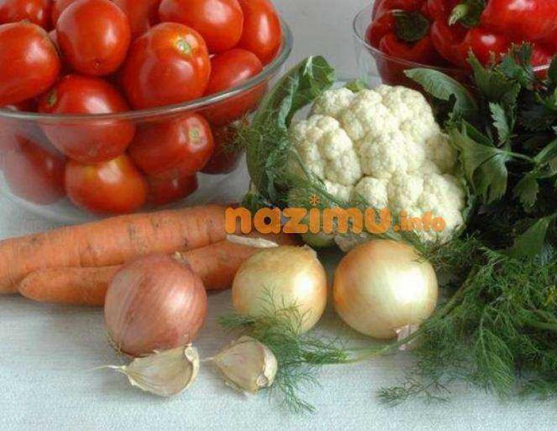 Рецепт засолки цветной капусты с помидорами. Как приготовить огурцы с цветной капустой на зиму. Цветная капуста по корейски