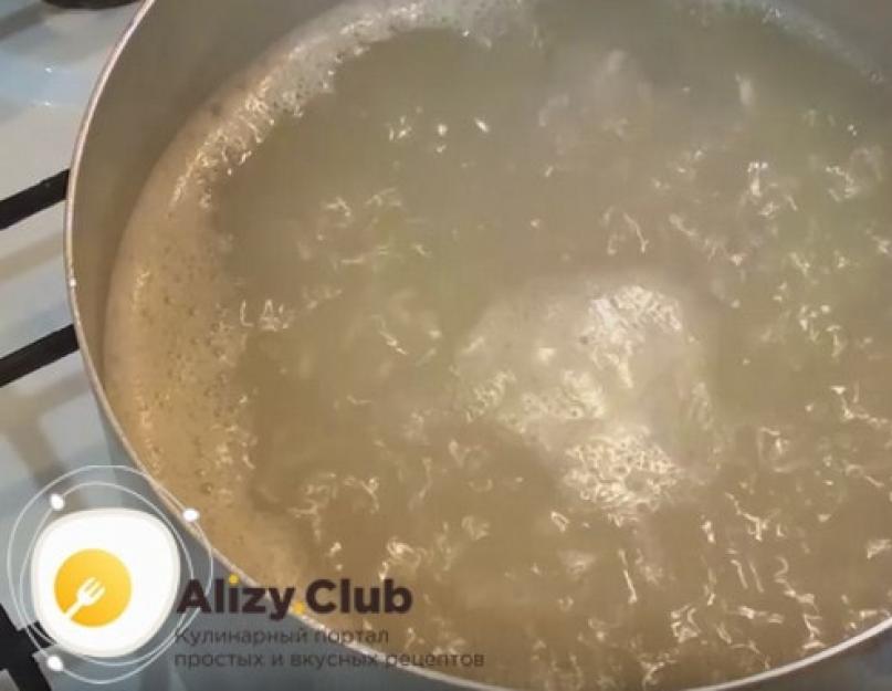 Pilaf sucré : riz et fruits secs.  Pilaf de carême aux fruits secs