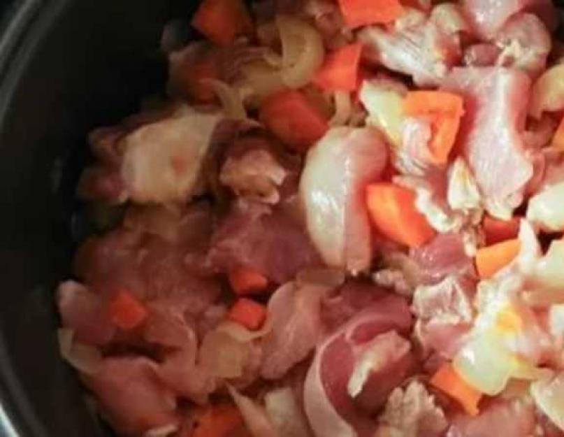 Le goulasch de dinde est servi avec n'importe quel plat d'accompagnement : légumes, céréales, pâtes.  Recettes de vrai goulasch de dinde dans toute sa diversité.  Cuisson du goulasch de dinde