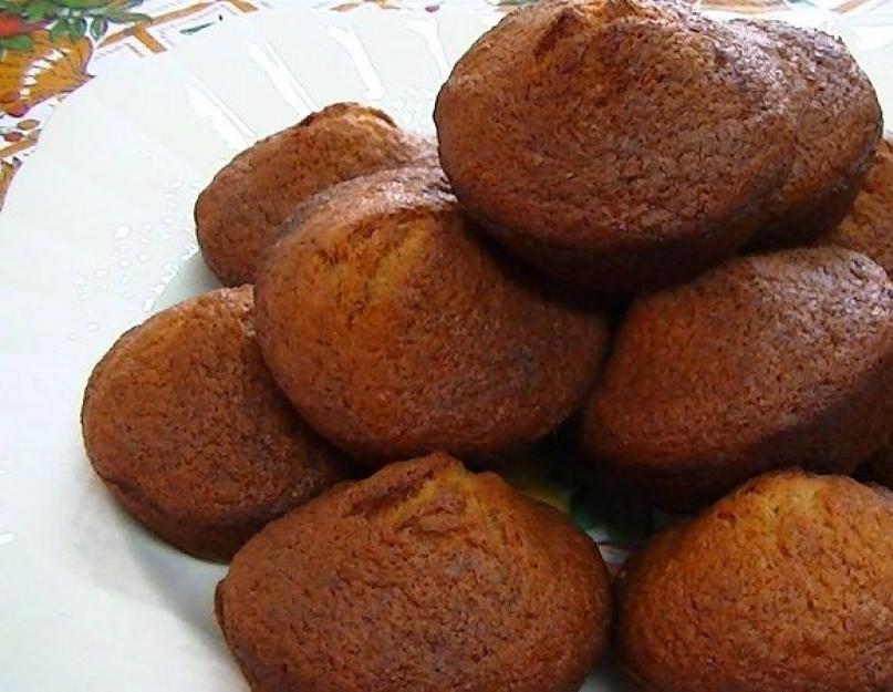 Los muffins de plátano son una receta sencilla.  Receta paso a paso con fotos y vídeos.  Opción rápida en el microondas.